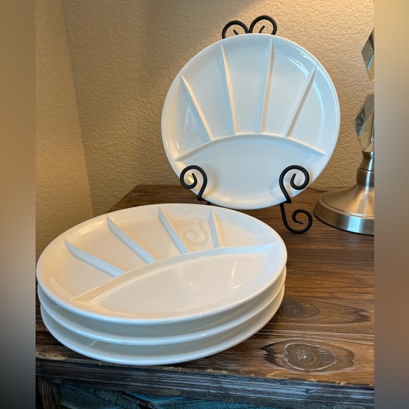 Mid-Century VTG Fondue Section Plates - Picture 2 of 4